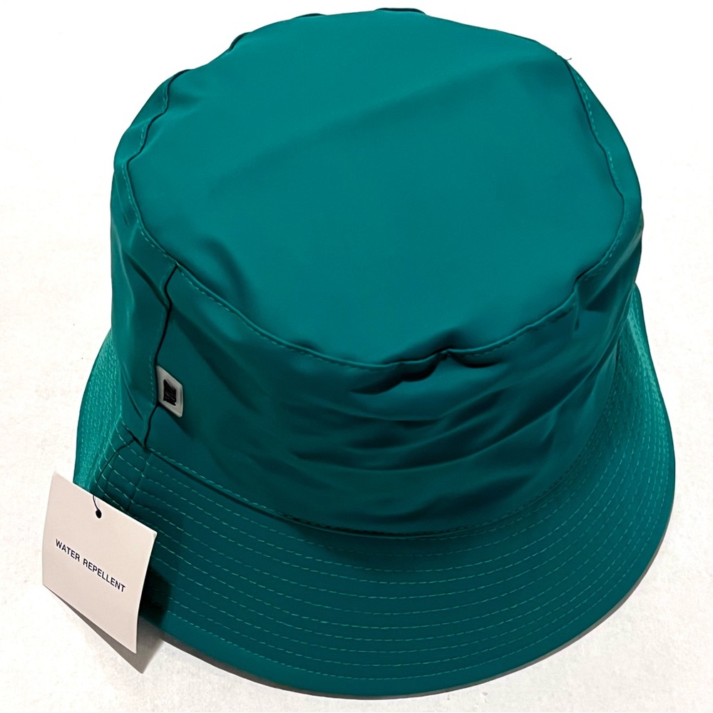 Zara Water Repellent Bucket Hat Size Medium Green